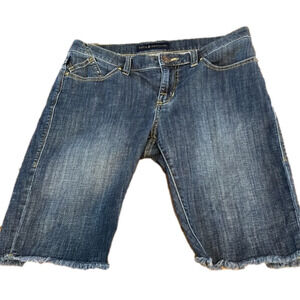 𝅺rock Republic jean shorts, size 10, in good condition